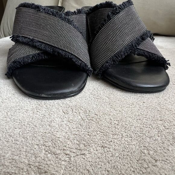 VANELi Baret Black Fringed Canvas Silver Small Studs Block Heel Sandal Women 6.5 - Picture 9 of 16